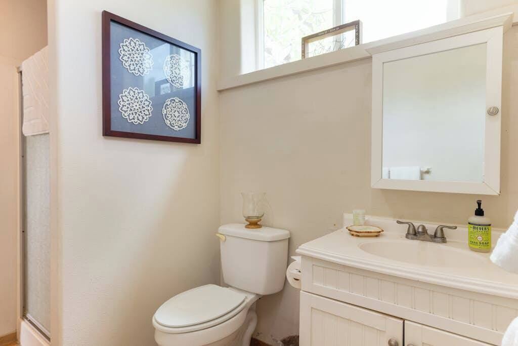 Photo of Bathroom in Honaunau-Napoopoo