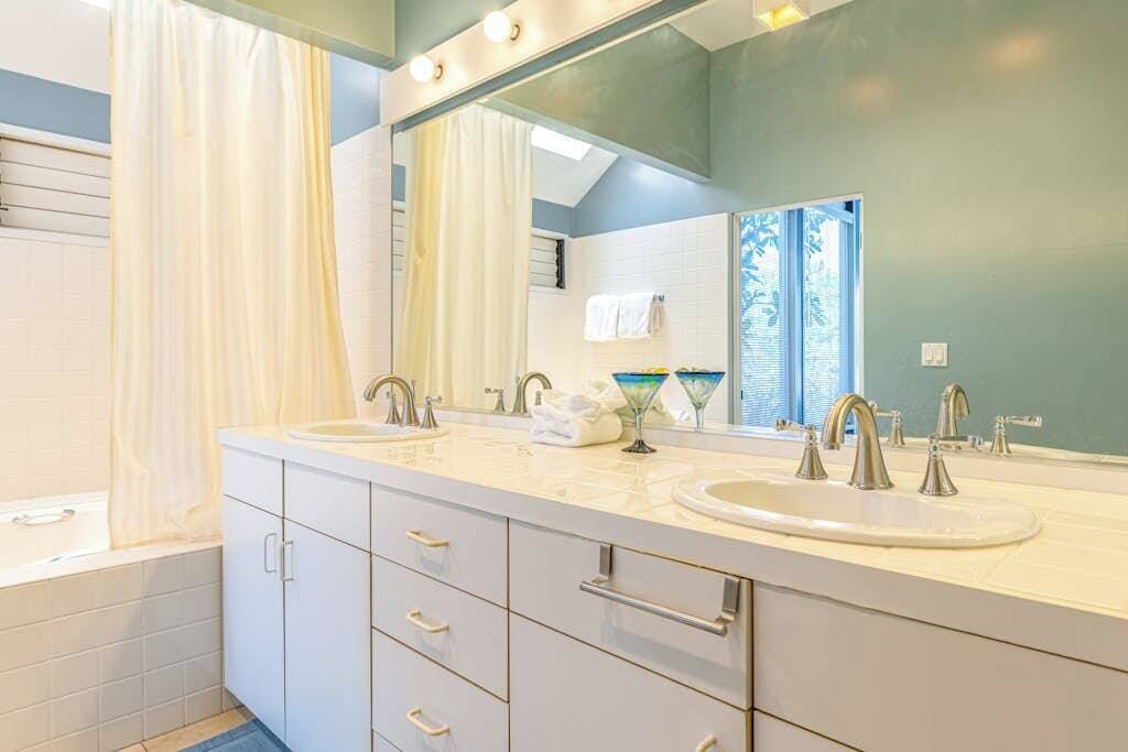 Photo of Bathroom in Waikoloa