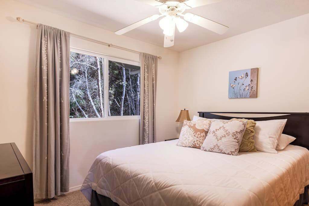 Photo of Bedroom in Volcano