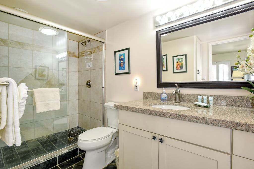 Photo of Bathroom in Maalaea