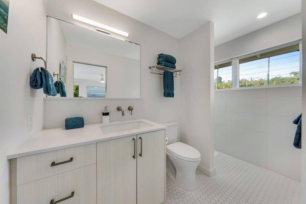 Photo of Bathroom in Kilauea