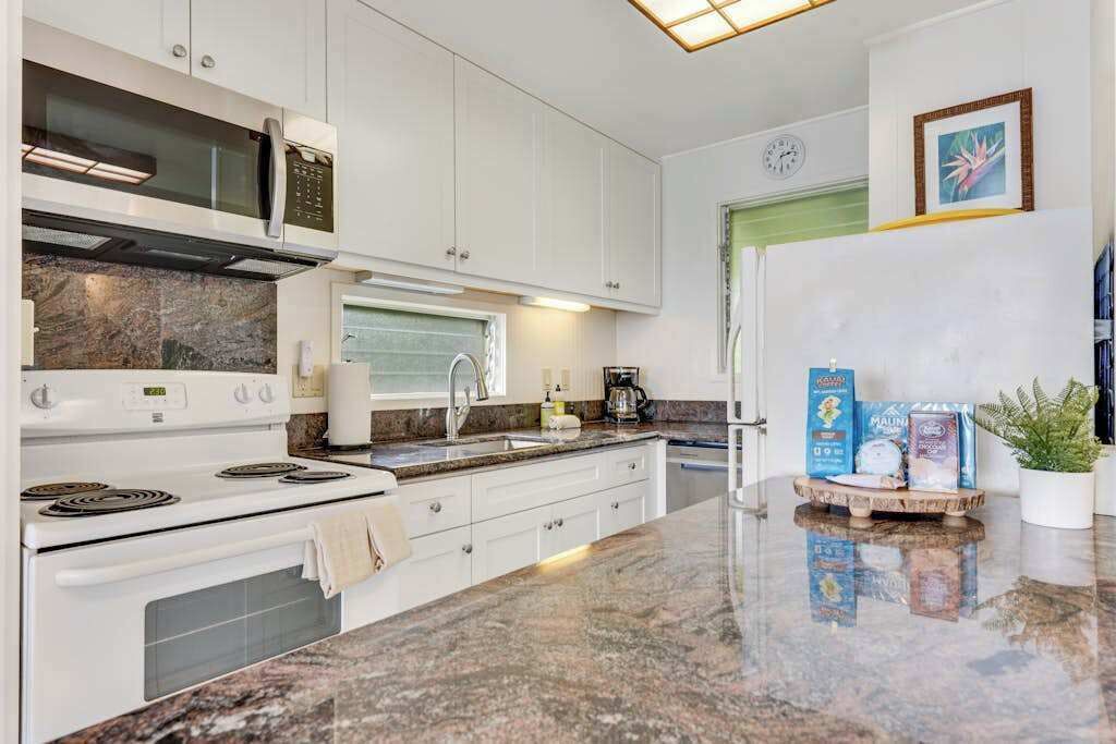 Photo of Kitchen in Wailua House Lots