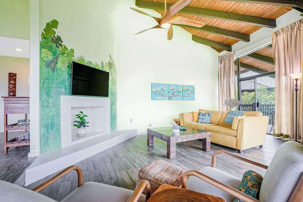 Photo of Livingroom in Princeville