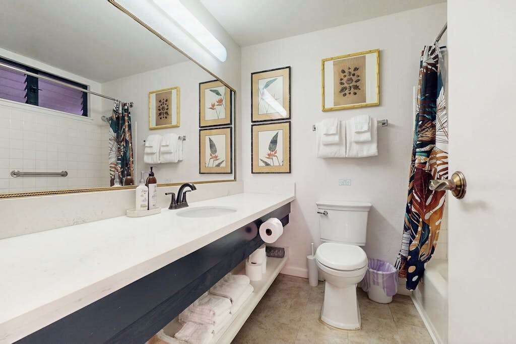Photo of Bathroom in Nawiliwili
