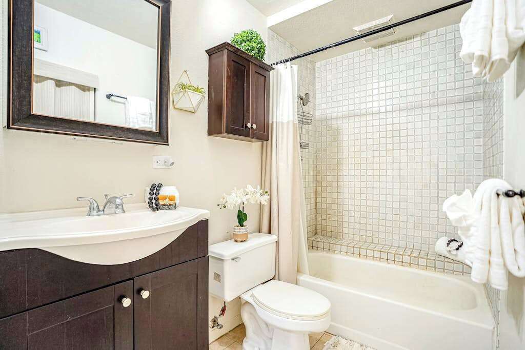 Photo of Bathroom in Princeville