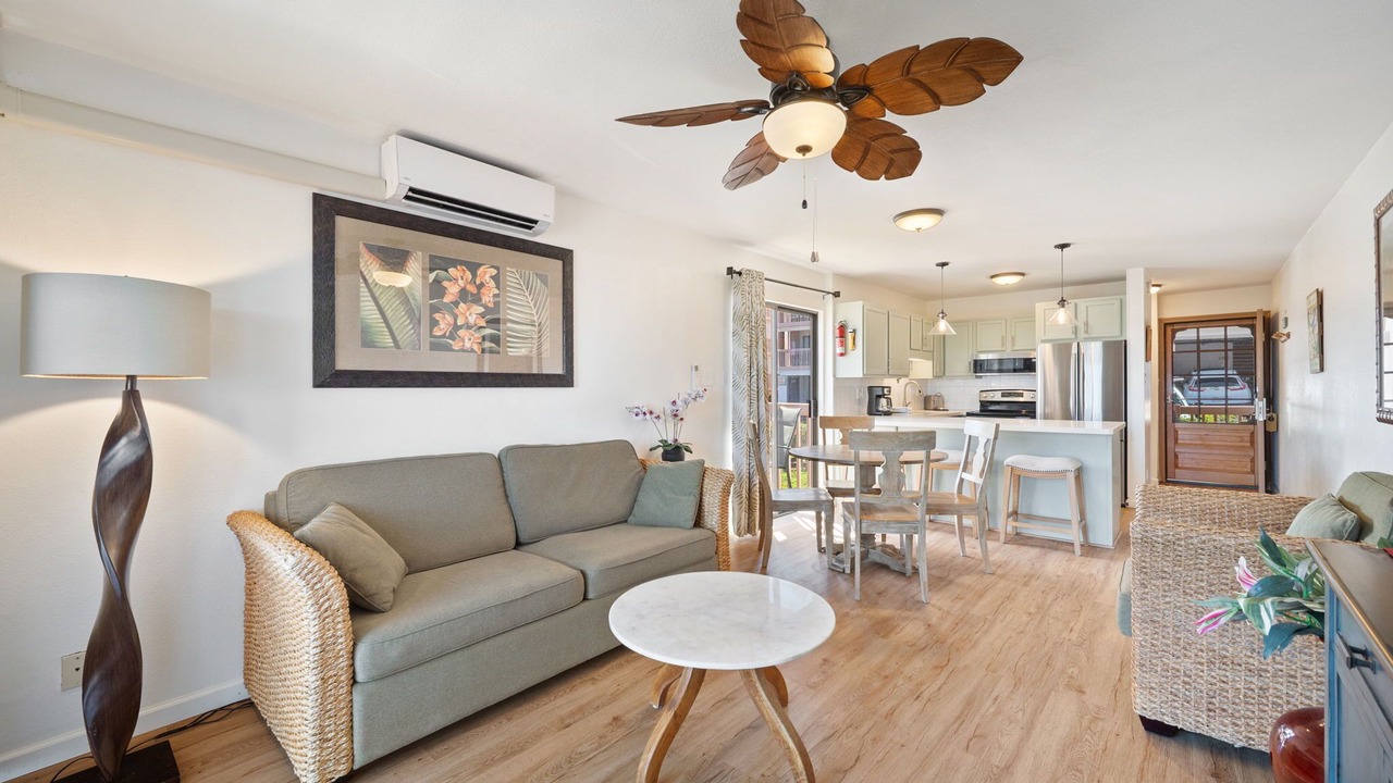 Photo of Livingroom in Nawiliwili