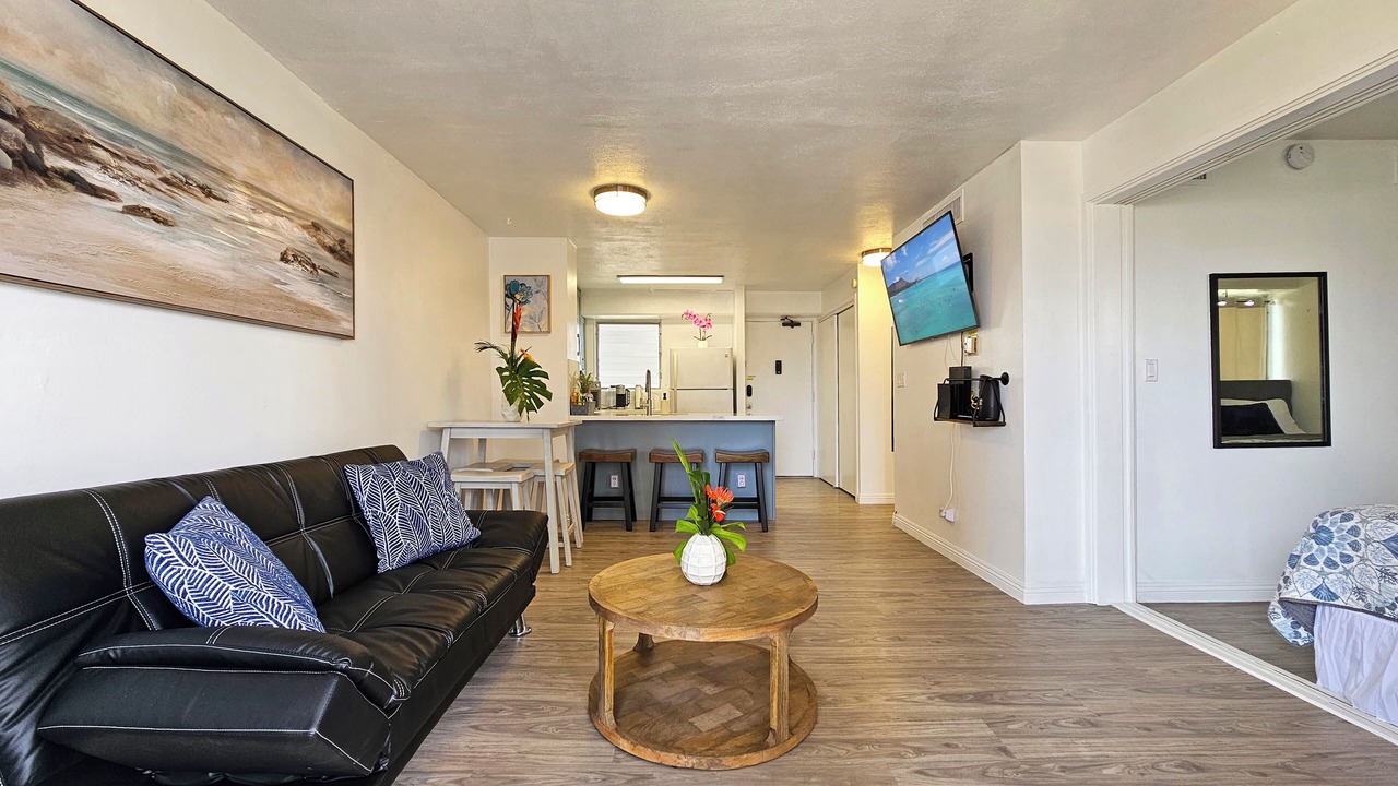 Photo of Livingroom in McCully - Moiliili