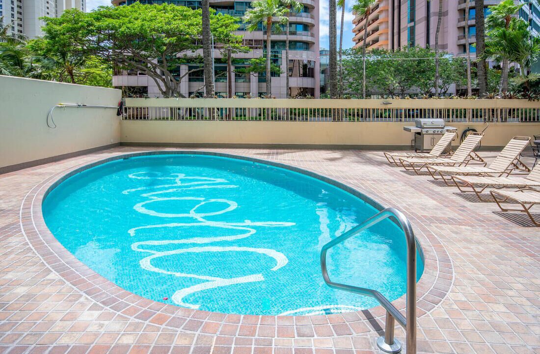 Photo of Outdoor in McCully - Moiliili