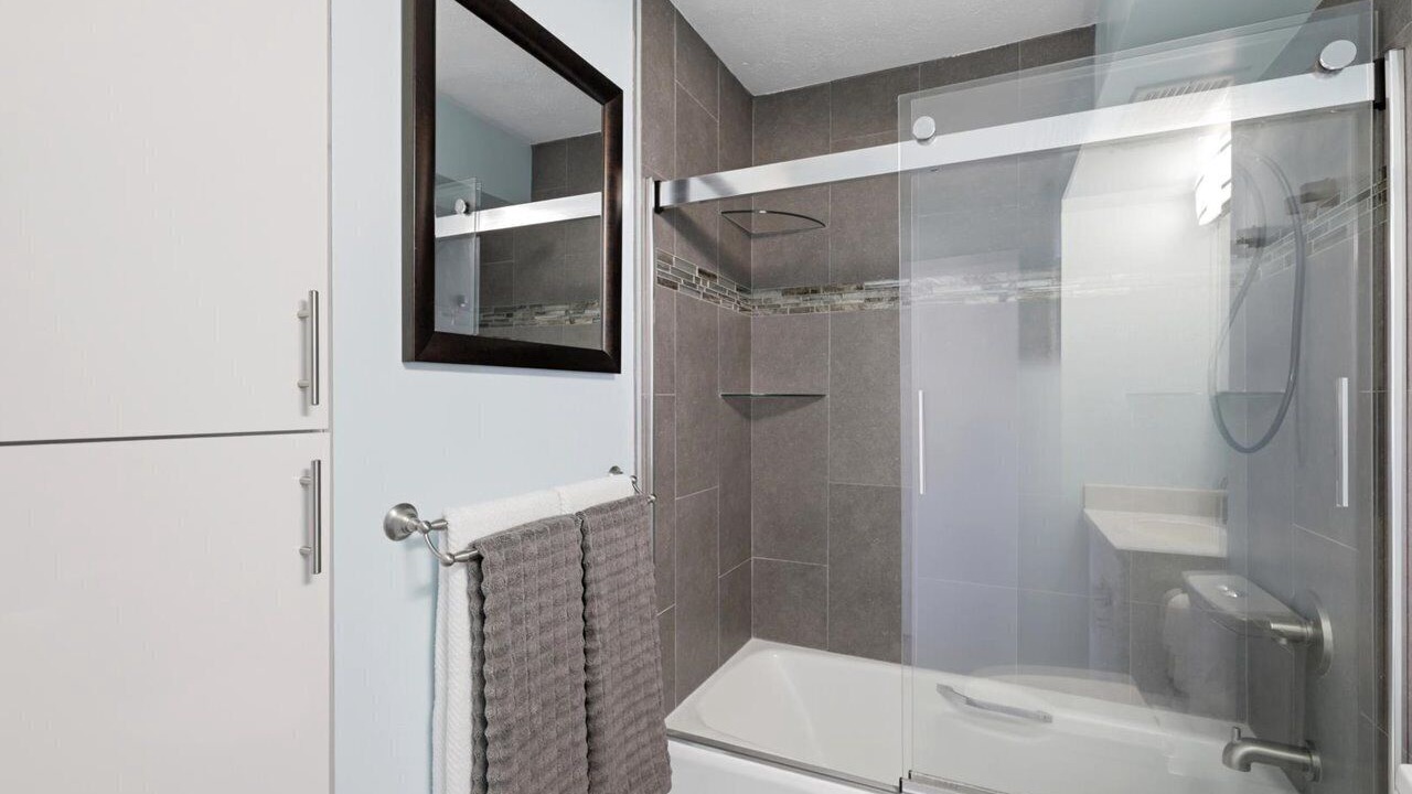 Photo of Bathroom in Waikiki