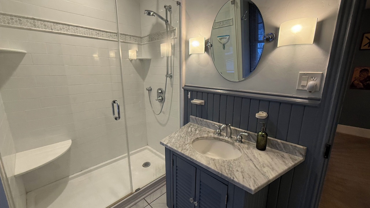 Photo of Bathroom in Audubon