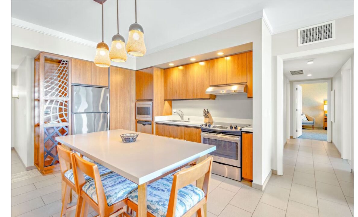 Photo of Kitchen in Historic Lahaina Front Street