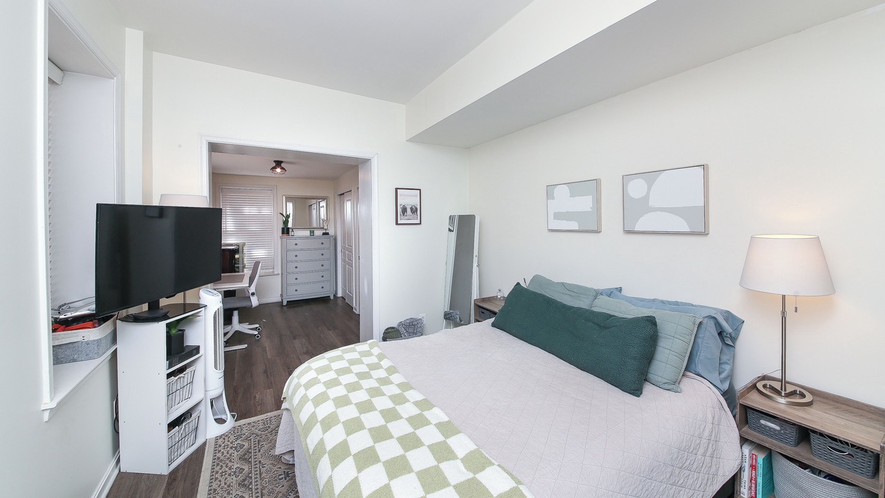Photo of Bedroom in Queen Village
