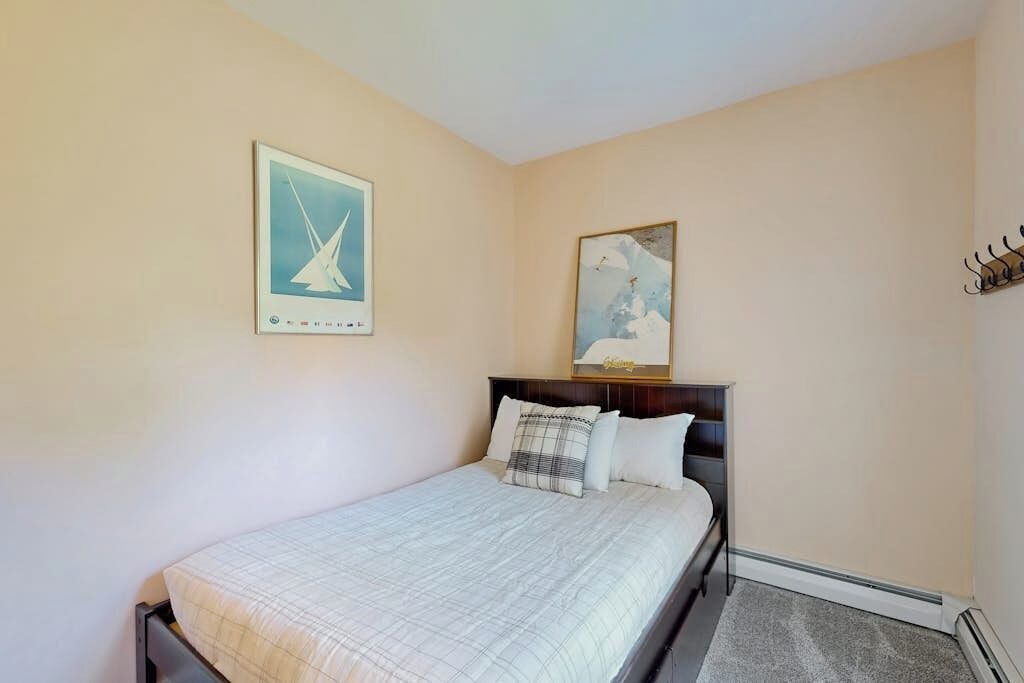 Photo of Bedroom in Proctorsville