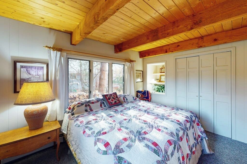 Photo of Bedroom in Basalt