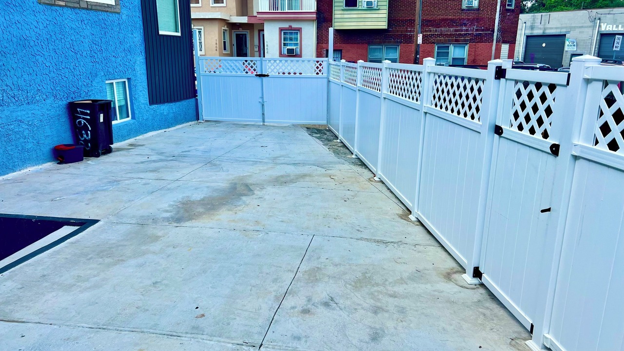 Photo of Outdoor in Frankford