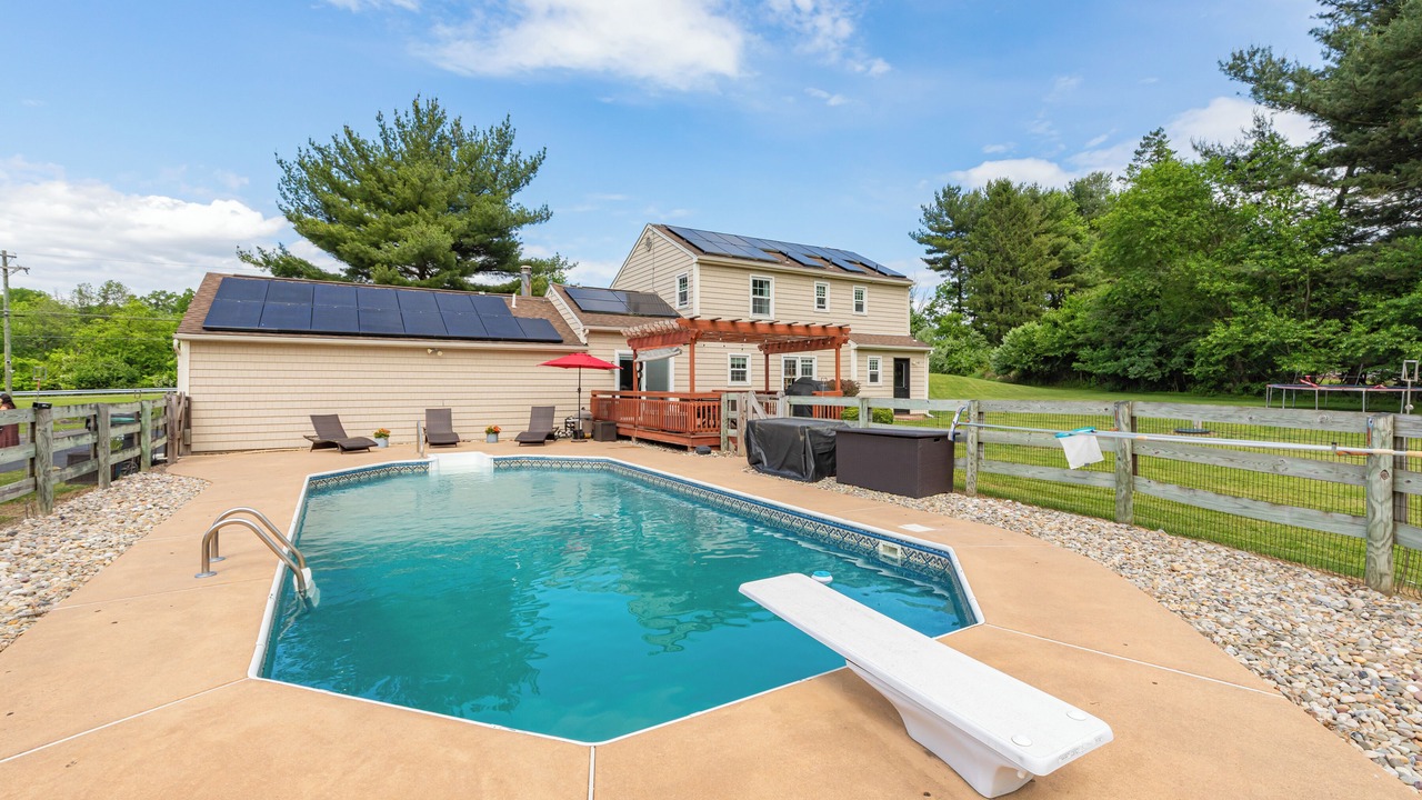 Photo of Outdoor in Little York