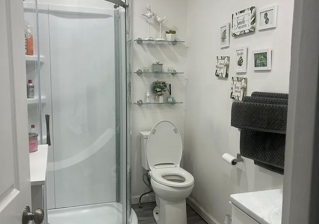 Photo of Bathroom in West Reading
