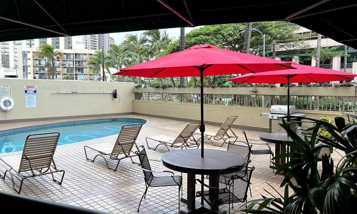 Photo of Outdoor in McCully - Moiliili