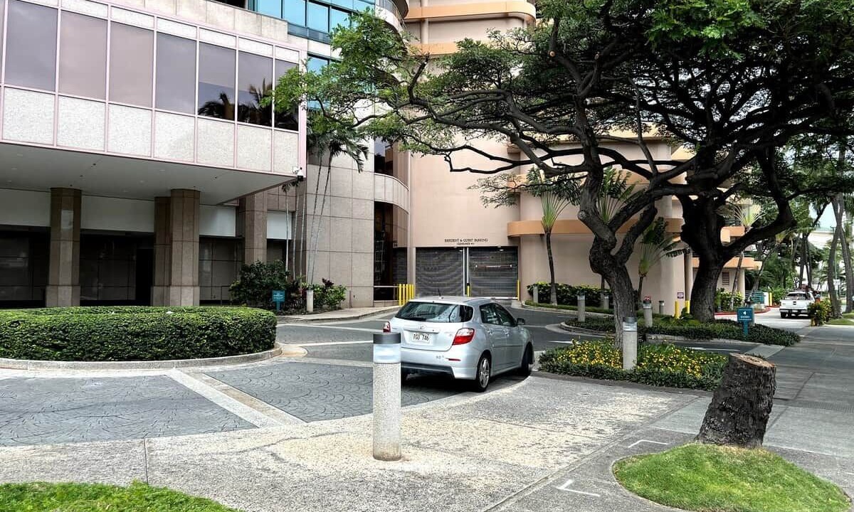 Photo of Outdoor in McCully - Moiliili