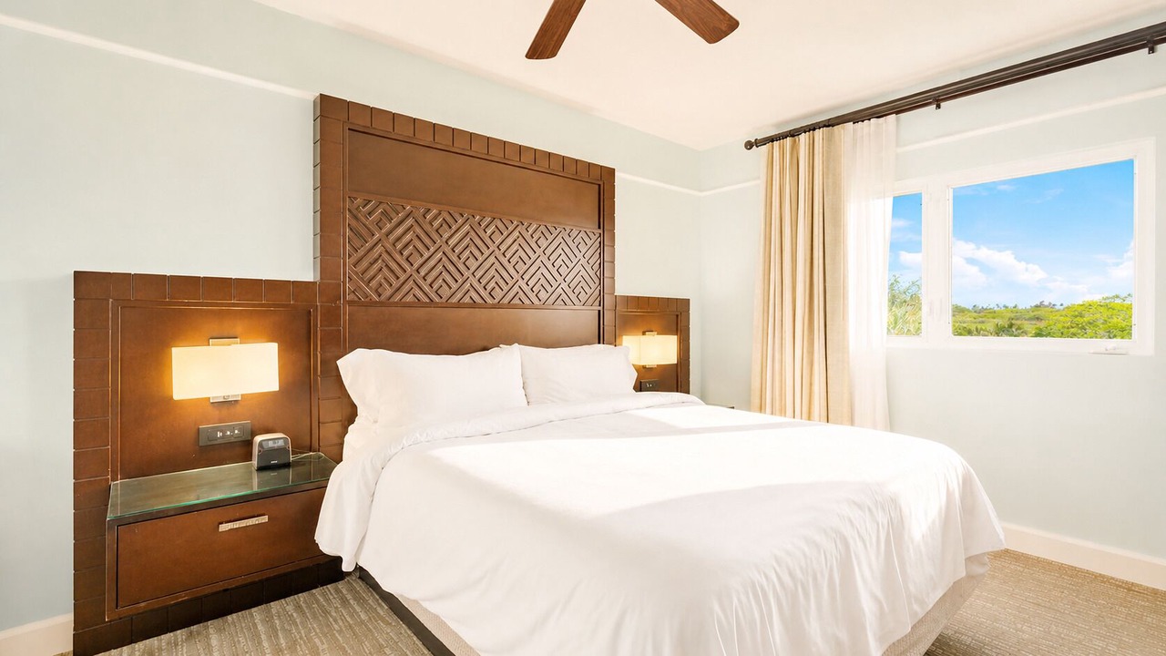 Photo of Bedroom in Poipu