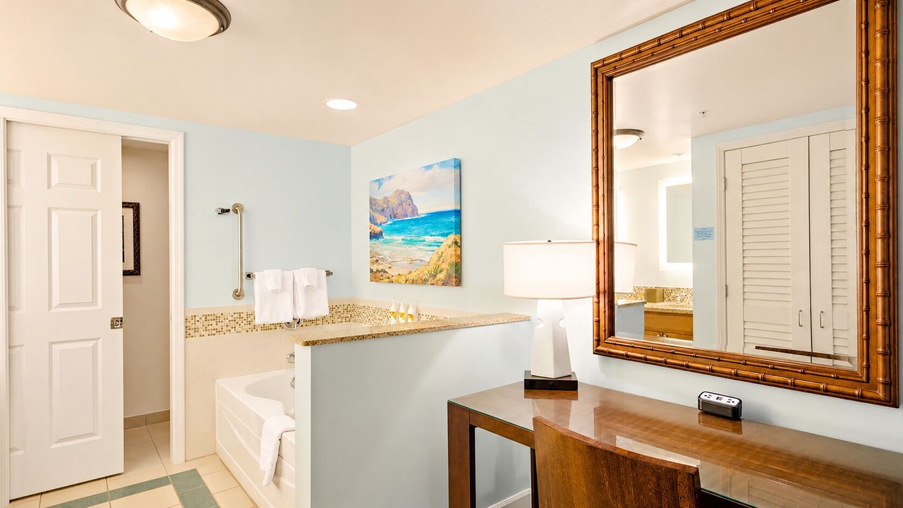 Photo of Bathroom in Poipu