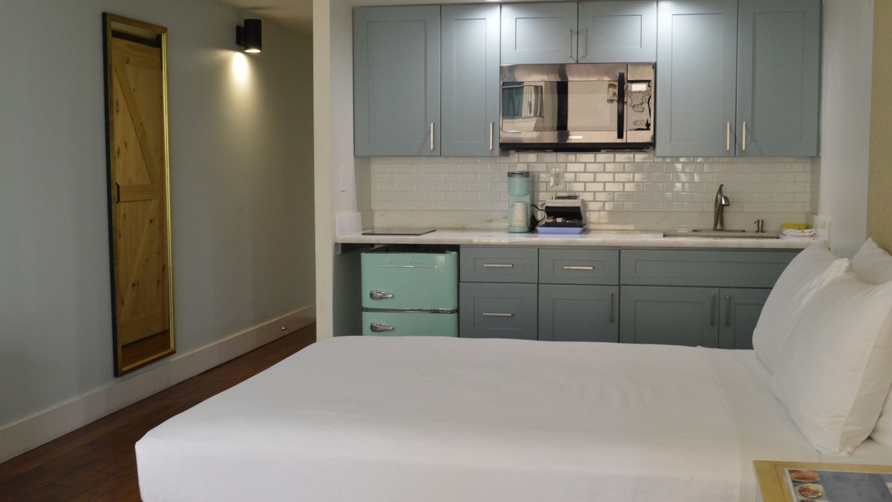 Photo of Bedroom in Waikiki