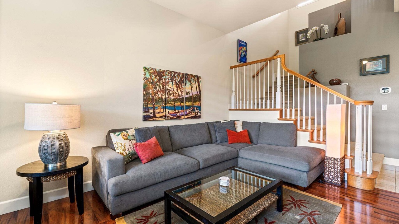 Photo of Livingroom in Kulalani