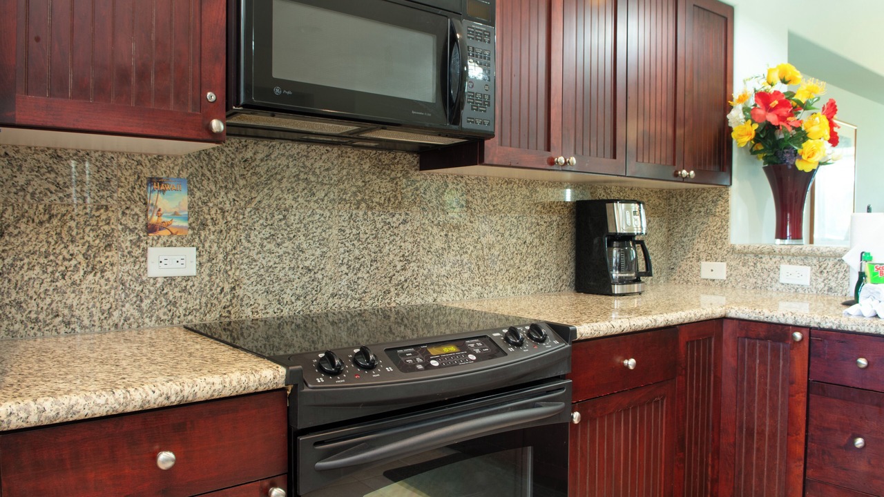 Photo of Kitchen in Waikoloa