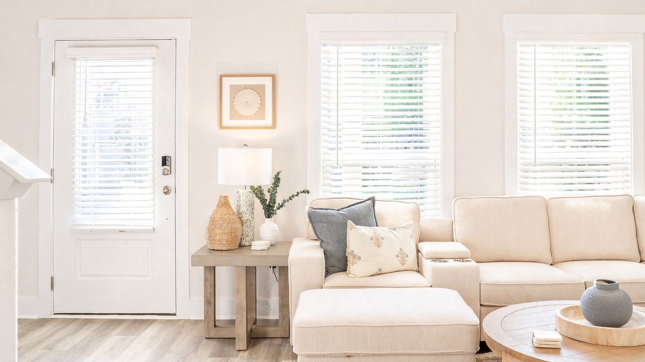 Photo of Livingroom in South Pensacola