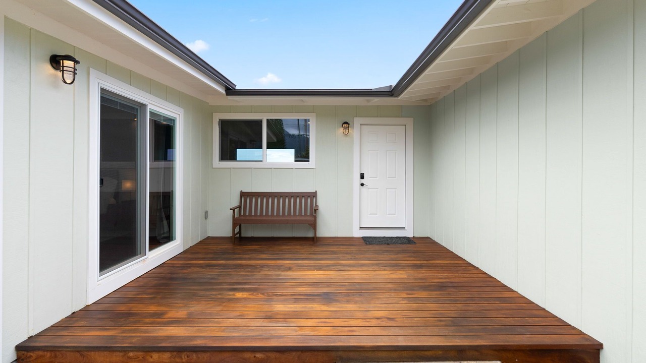 Photo of Patio Balcony in Mokuleia