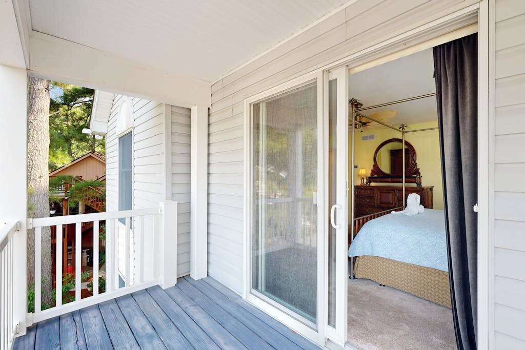 Photo of Outdoor in Sandpiper Pines