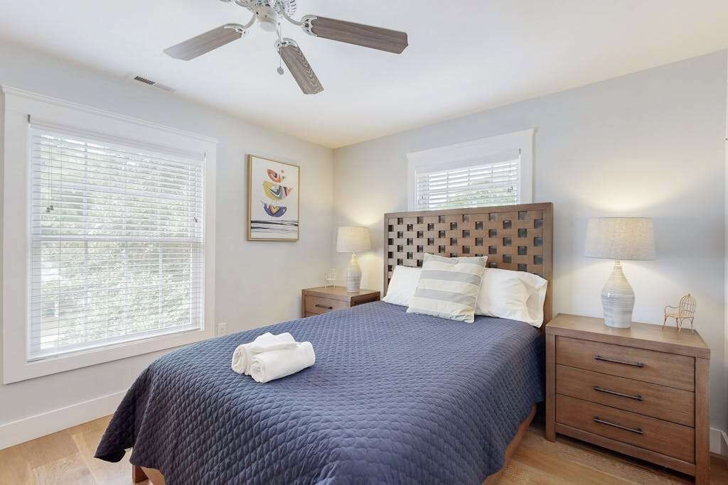 Photo of Bedroom in Country Club Estates
