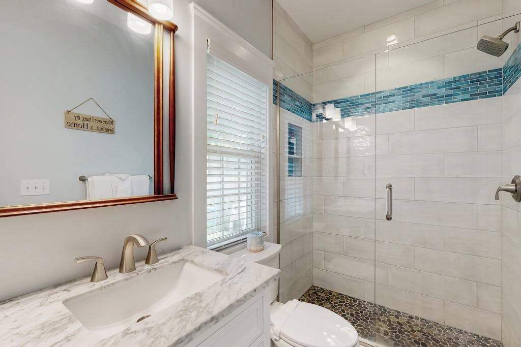 Photo of Bathroom in Country Club Estates
