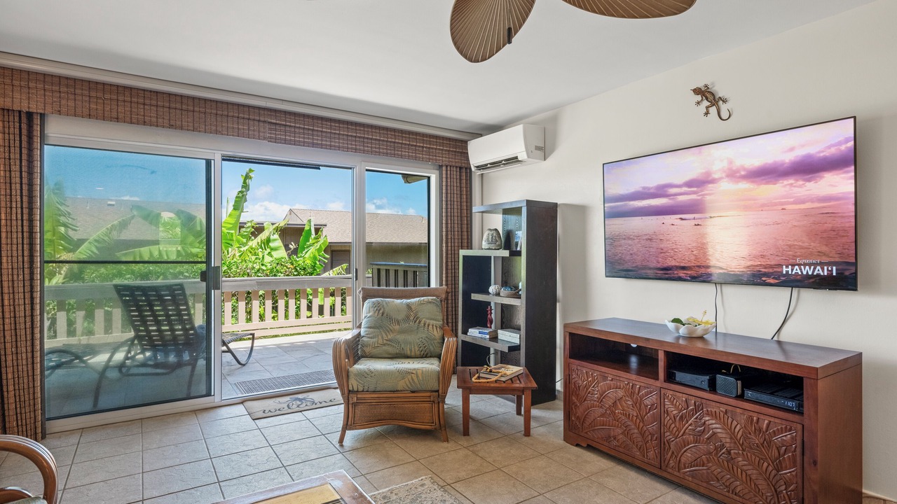 Photo of Livingroom in Kahana