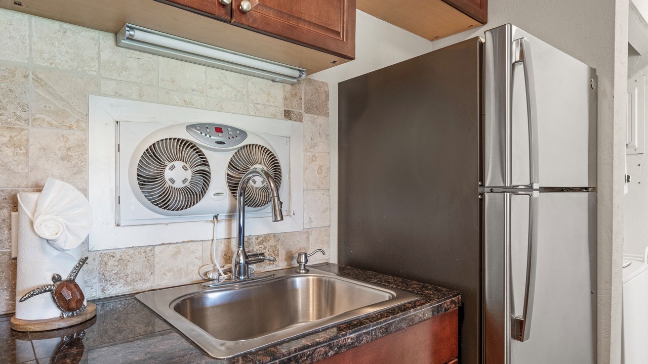 Photo of Others in Kahana