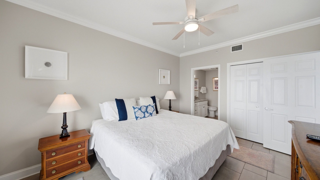 Photo of Bedroom in Gulf Shores