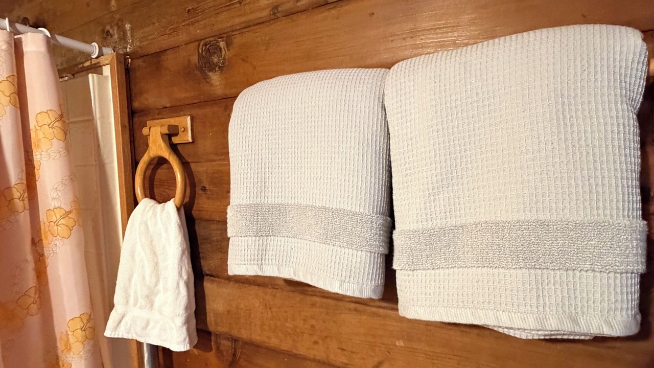 Photo of Bathroom in Kahaluu Bay
