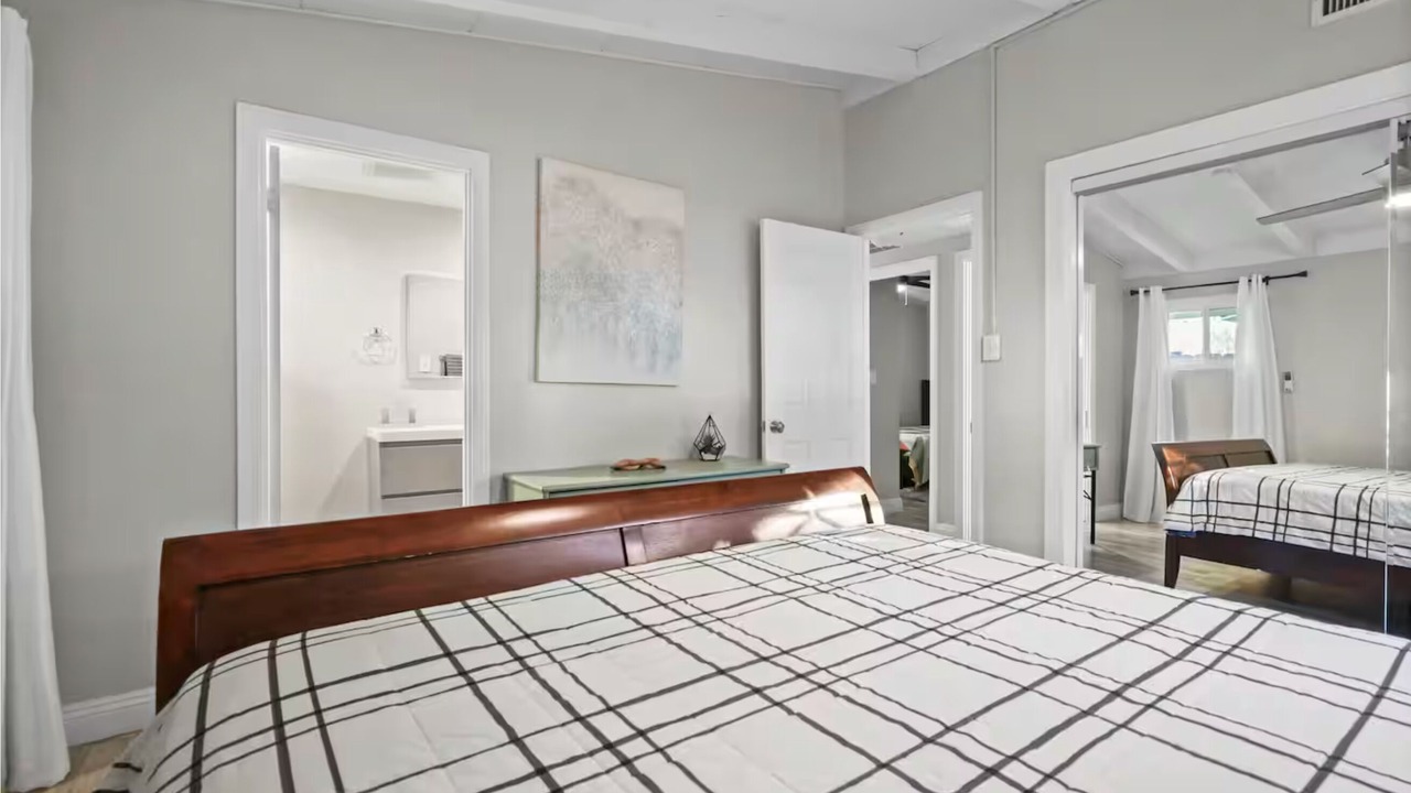 Photo of Bedroom in Santa Clarita