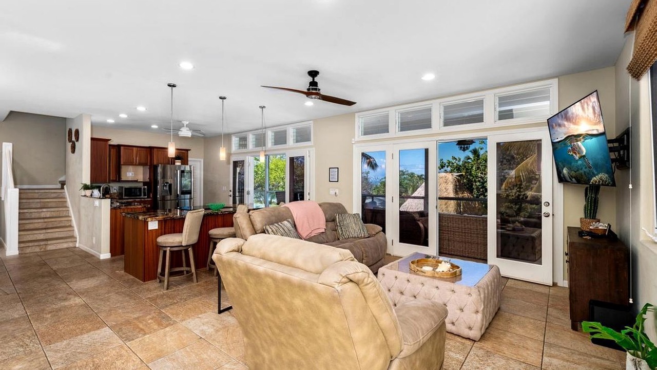 Photo of Livingroom in Kailua-Kona