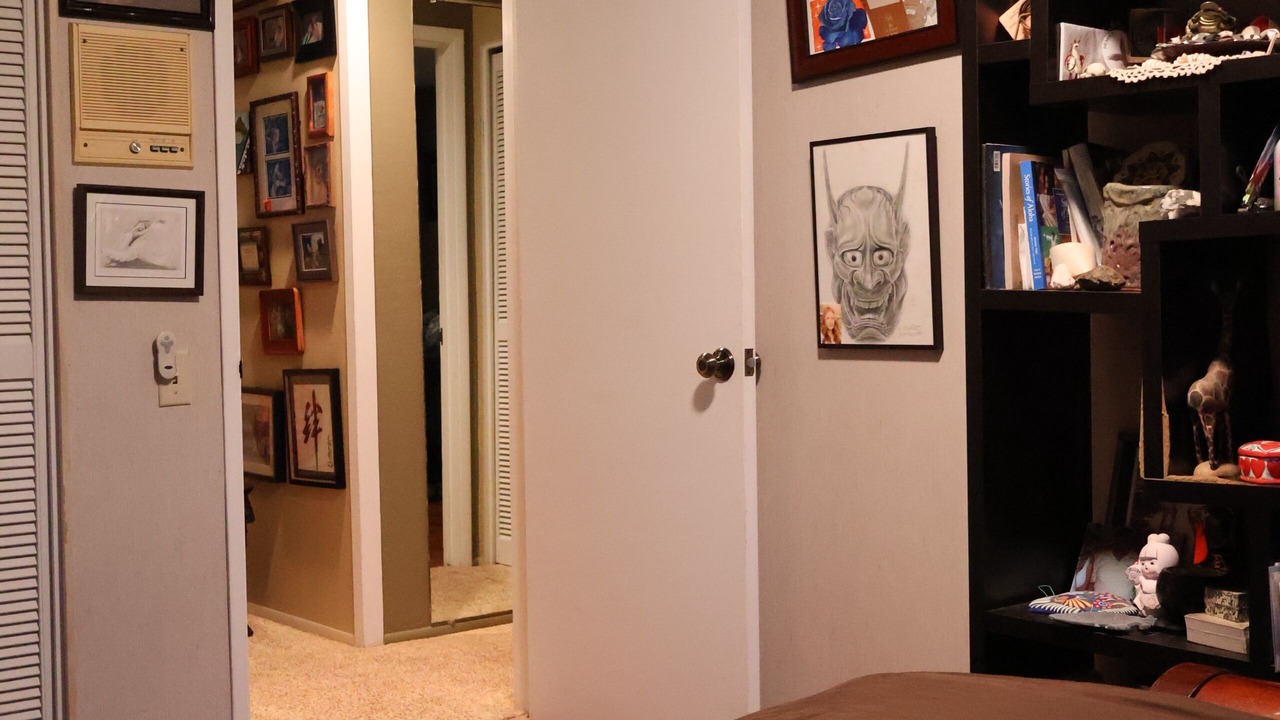 Photo of Bedroom in Portlock