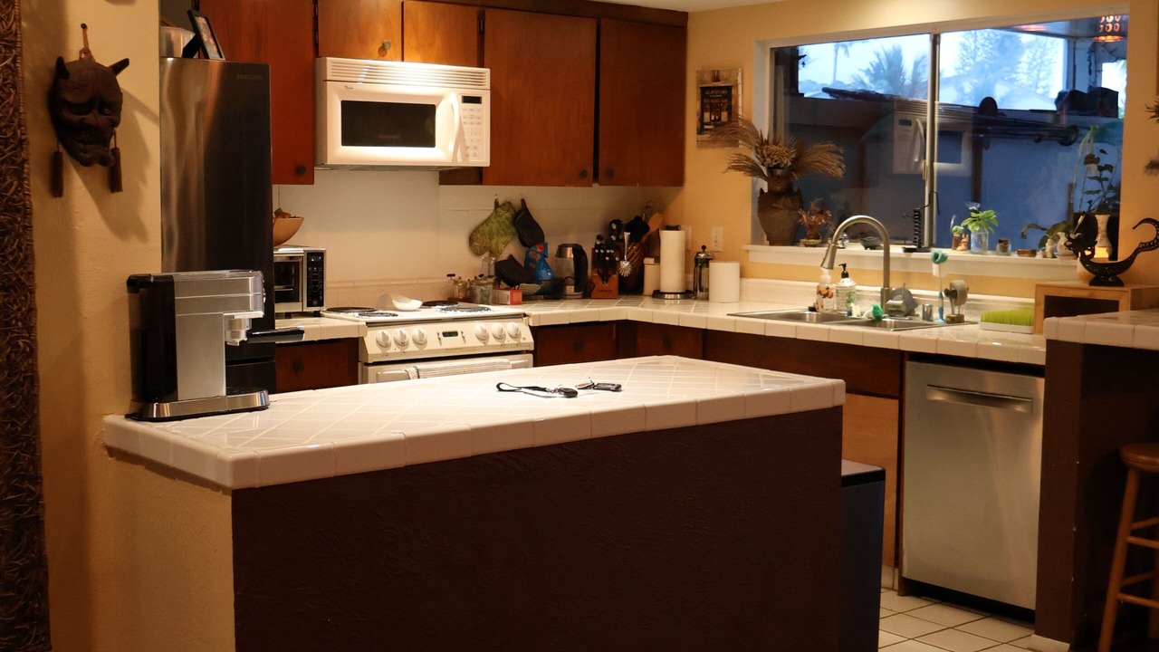 Photo of Kitchen in Portlock