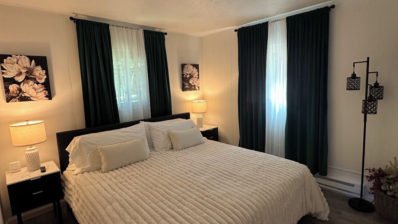 Photo of Bedroom in Tobyhanna