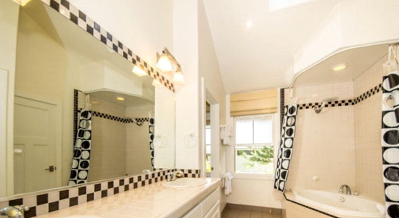 Photo of Bathroom in Hanalei