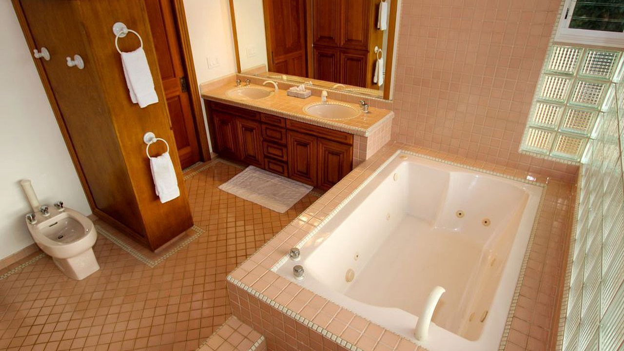 Photo of Bathroom in Kilauea