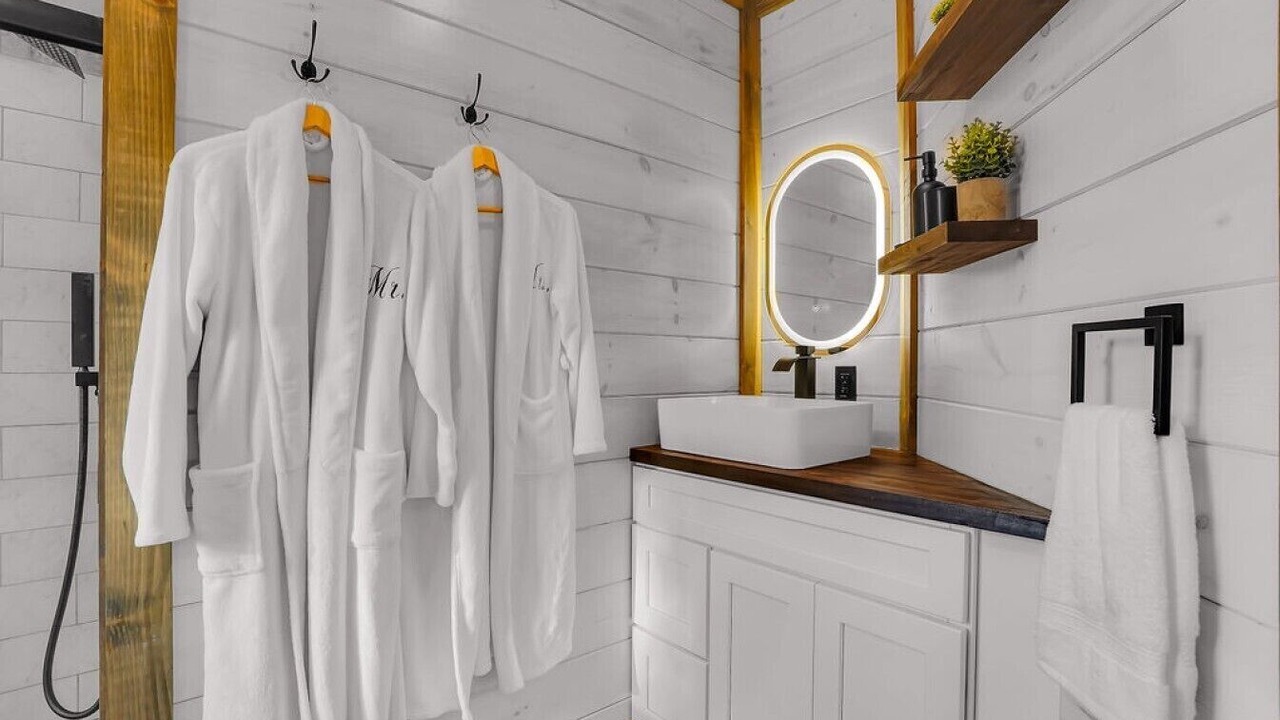 Photo of Bathroom in Loyalton