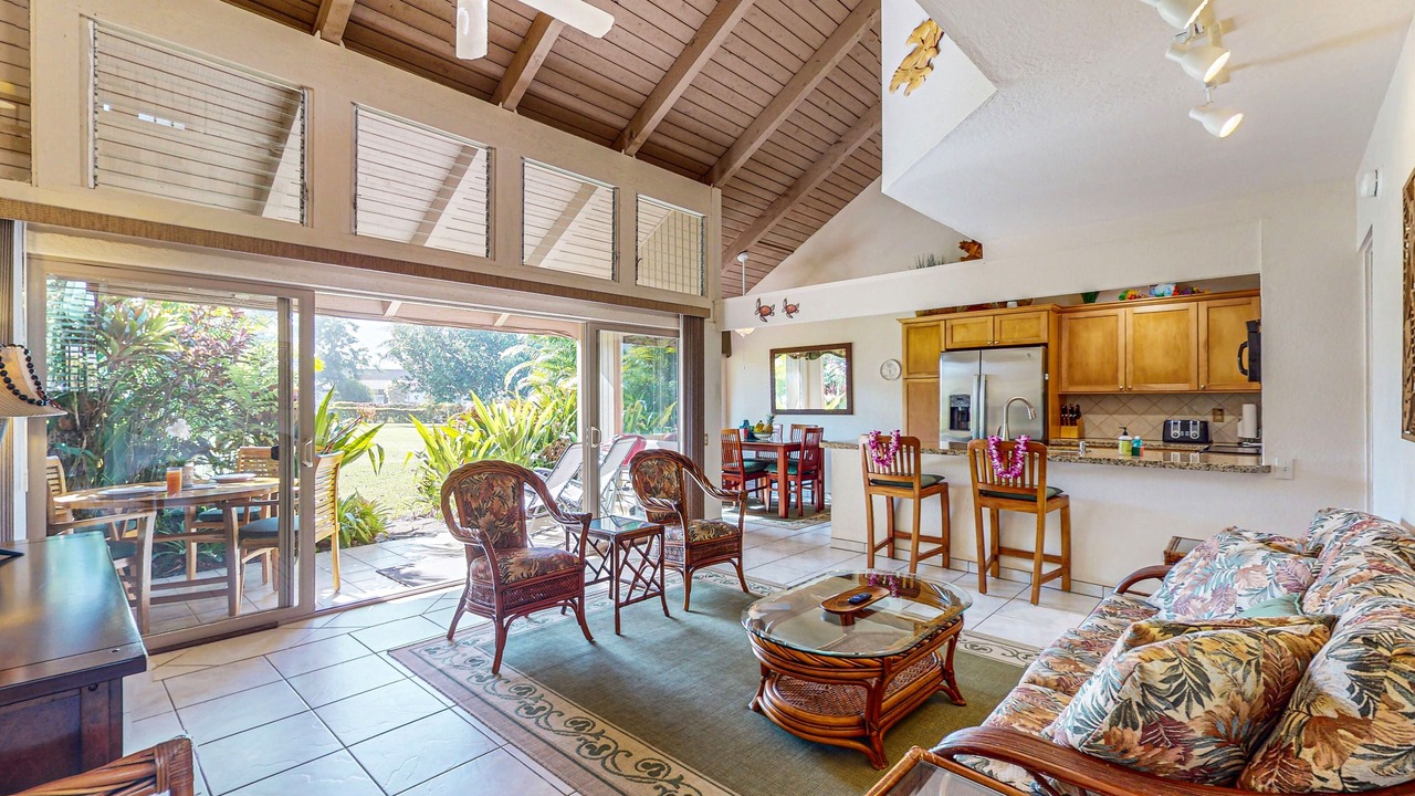 Photo of Livingroom in Princeville