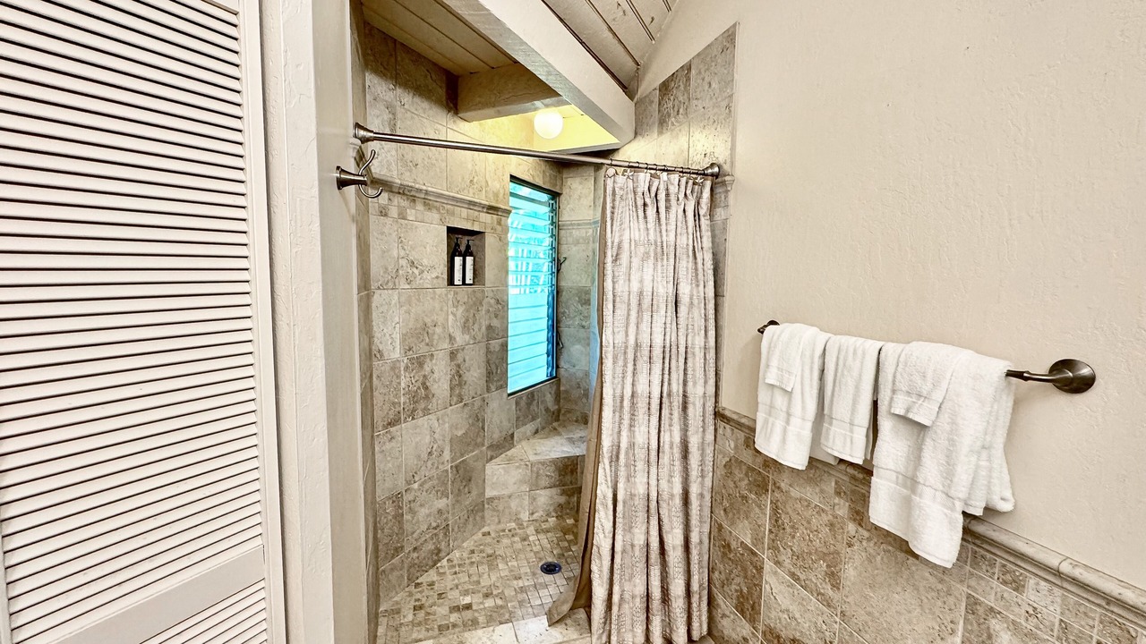 Photo of Bathroom in Princeville
