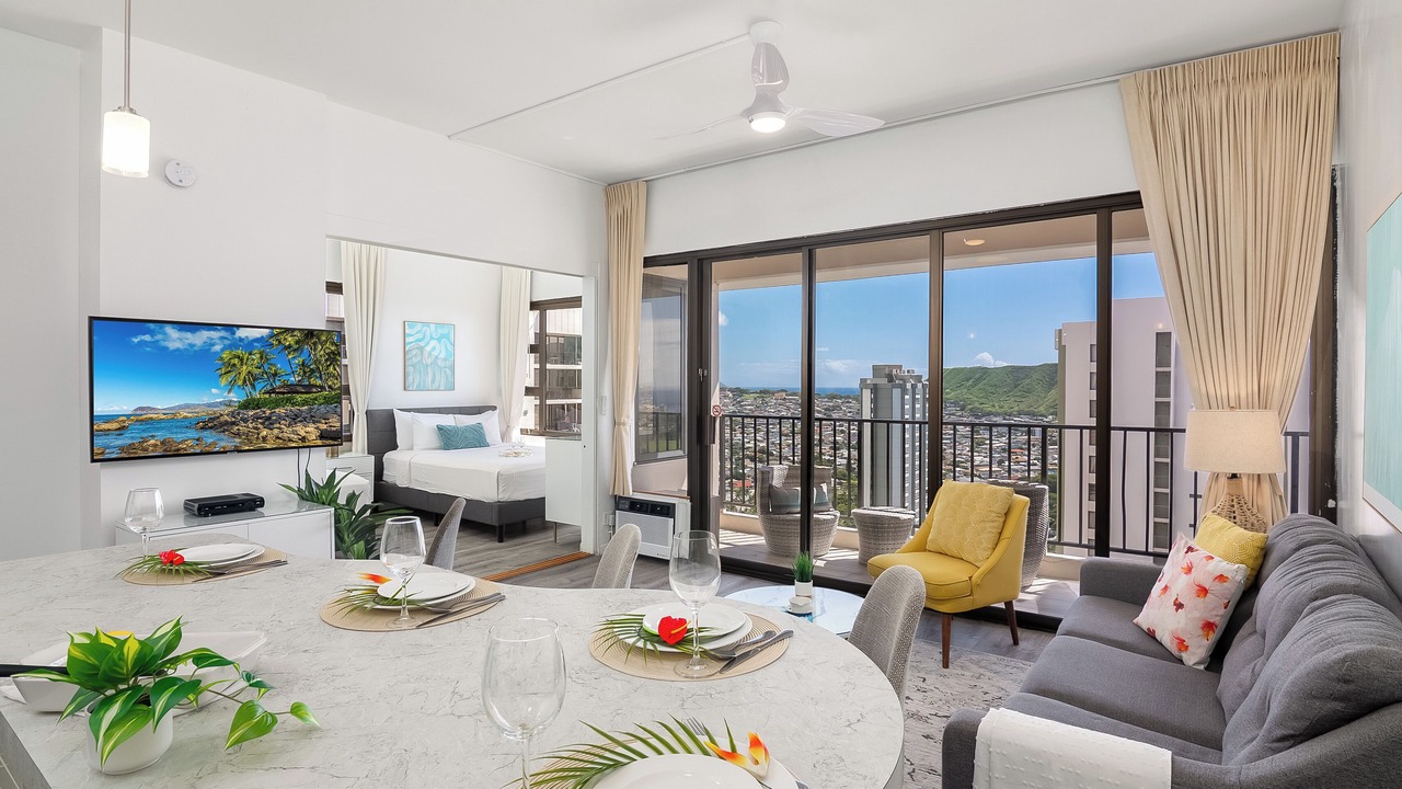 Photo of Livingroom in Waikiki