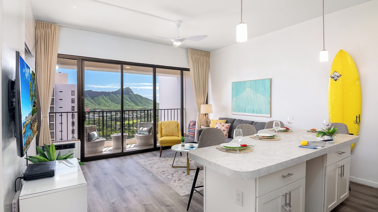 Photo of Livingroom in Waikiki