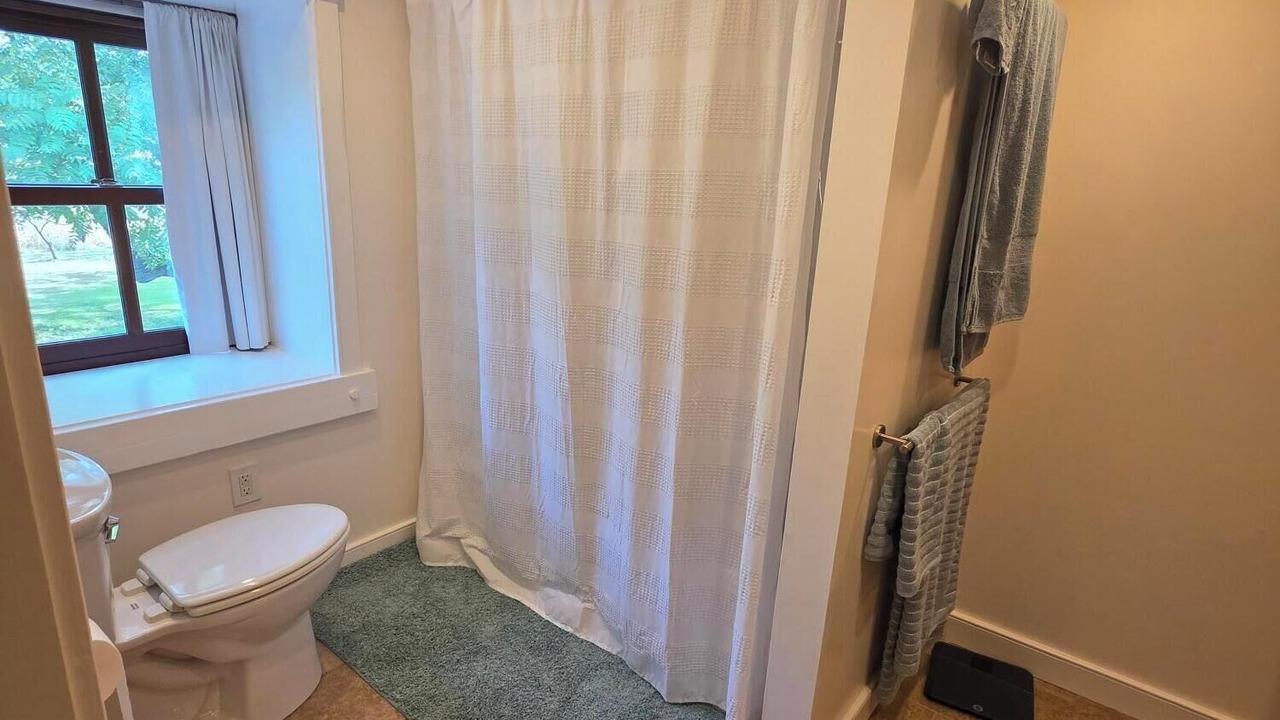 Photo of Bathroom in Bowers
